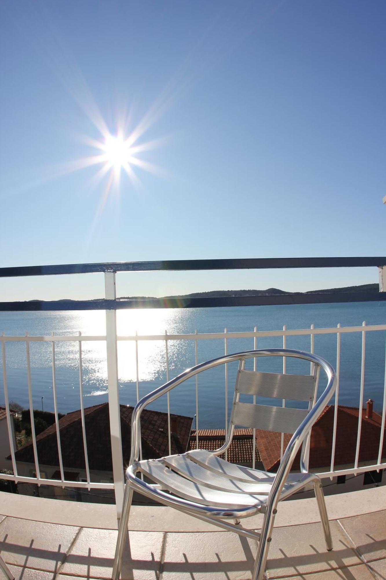 Hotel Bavaria Trogir Seget Donji Luaran gambar