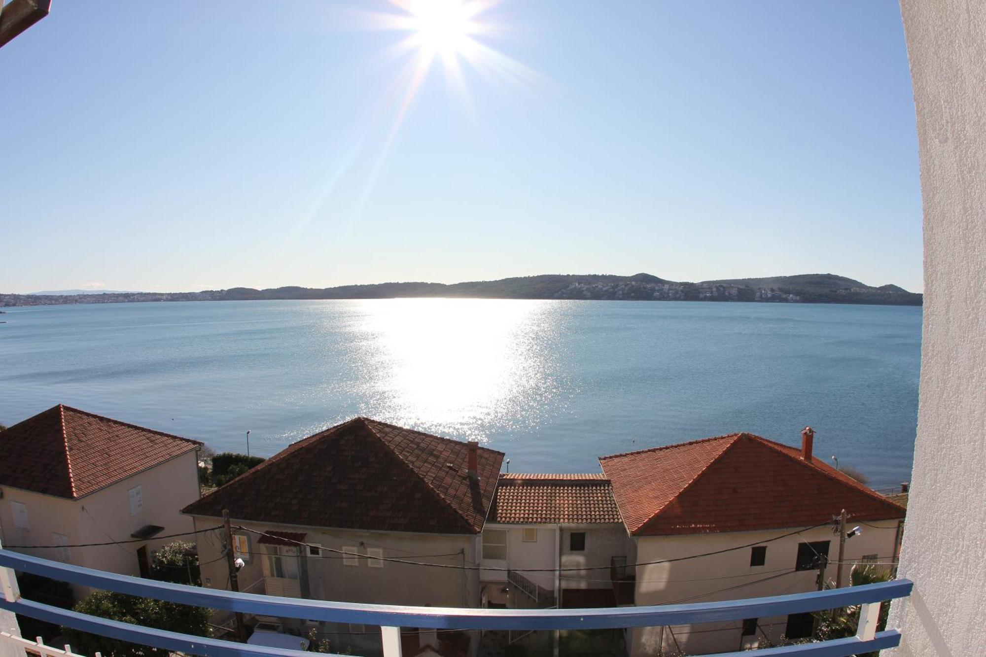 Hotel Bavaria Trogir Seget Donji Luaran gambar