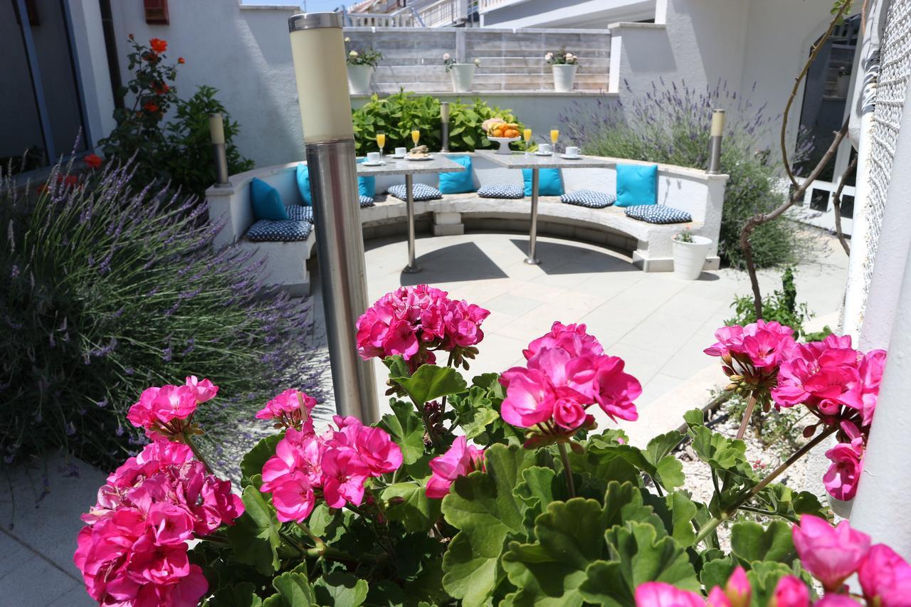 Hotel Bavaria Trogir Seget Donji Luaran gambar