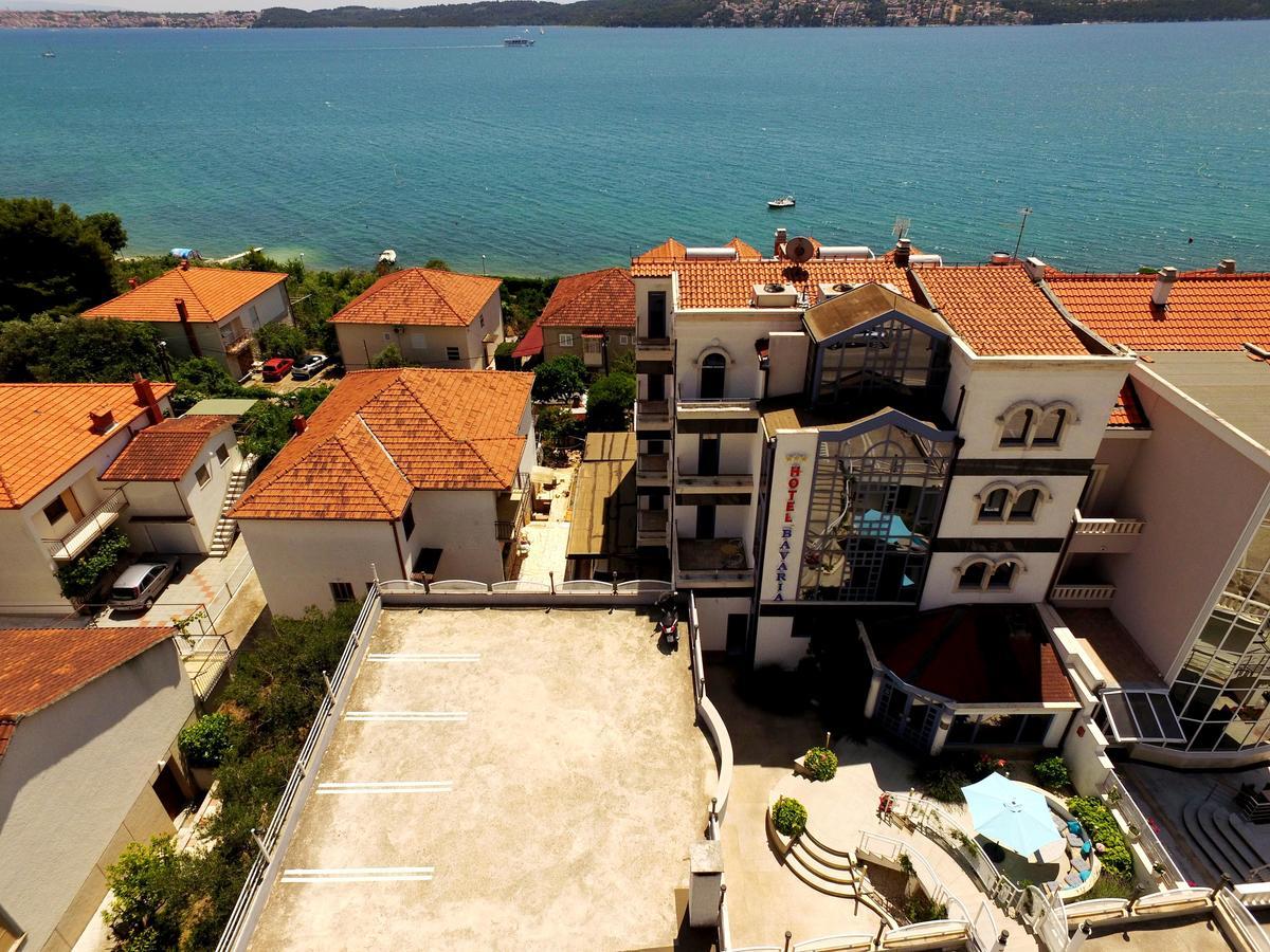 Hotel Bavaria Trogir Seget Donji Luaran gambar