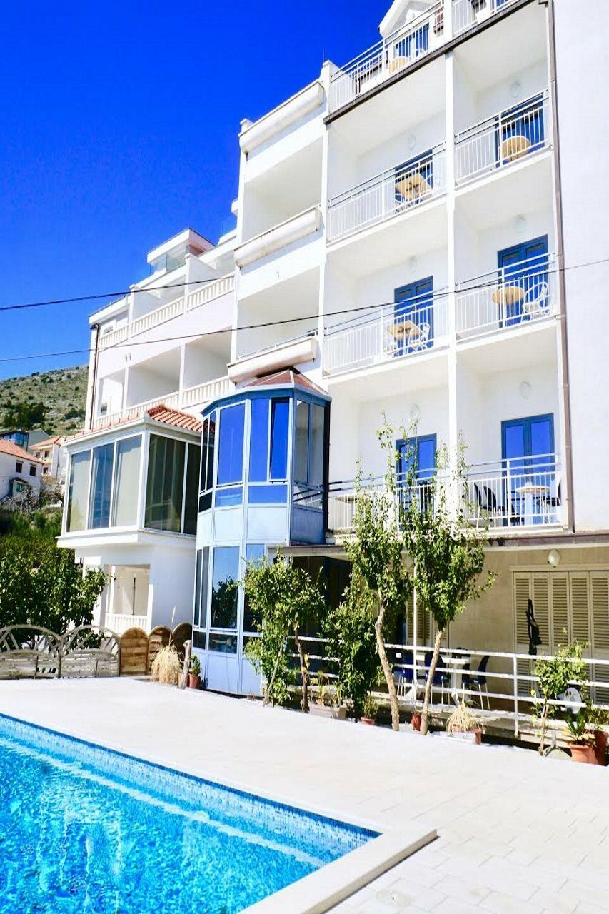 Hotel Bavaria Trogir Seget Donji Luaran gambar
